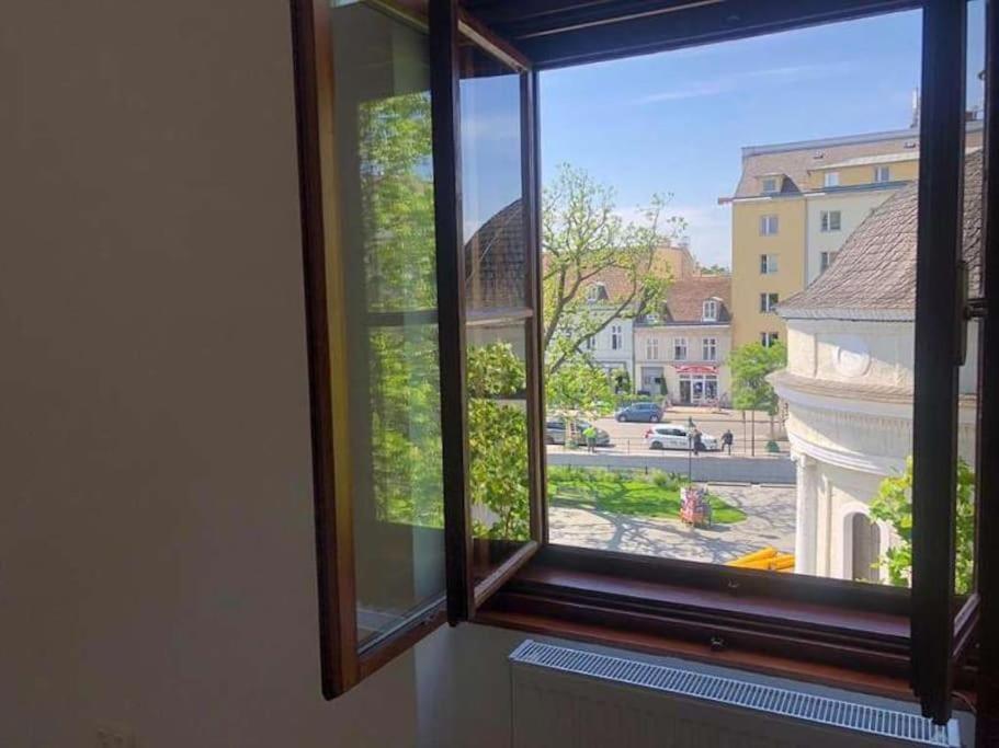 Paraderma Apartment Im Zentrum Baden Bei Wien Luaran gambar